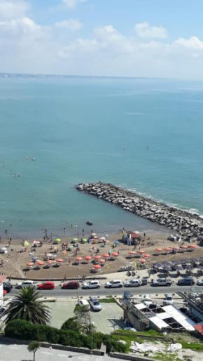 Tres ambientes frente al mar familiar